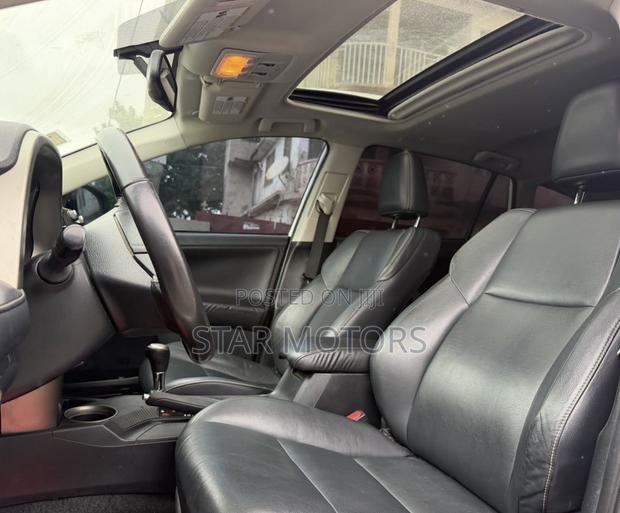 Toyota RAV4 2014 White