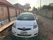 Toyota Yaris Base Hatchback 5dr 2010 White for sale