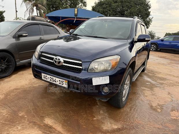 Toyota RAV4 2010 Blue