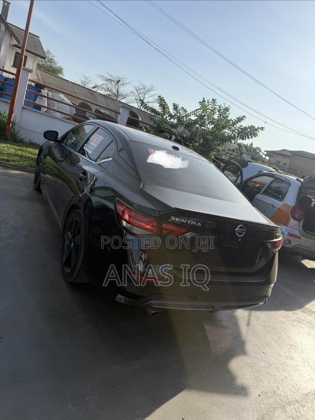 Nissan Sentra SR 2022 Black
