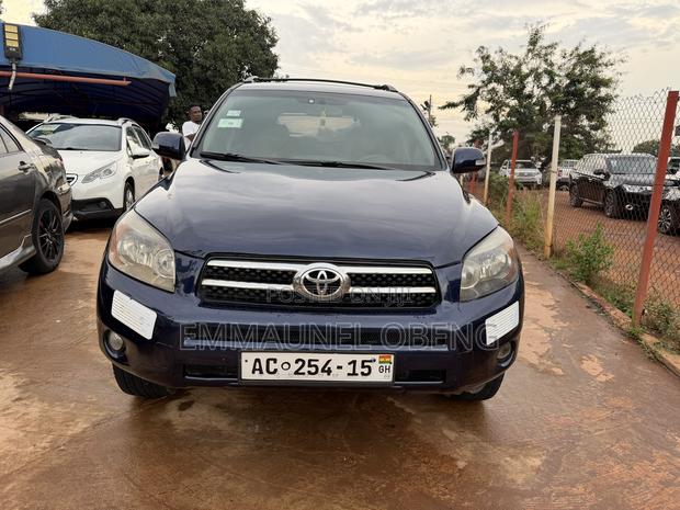 Toyota RAV4 2010 Blue