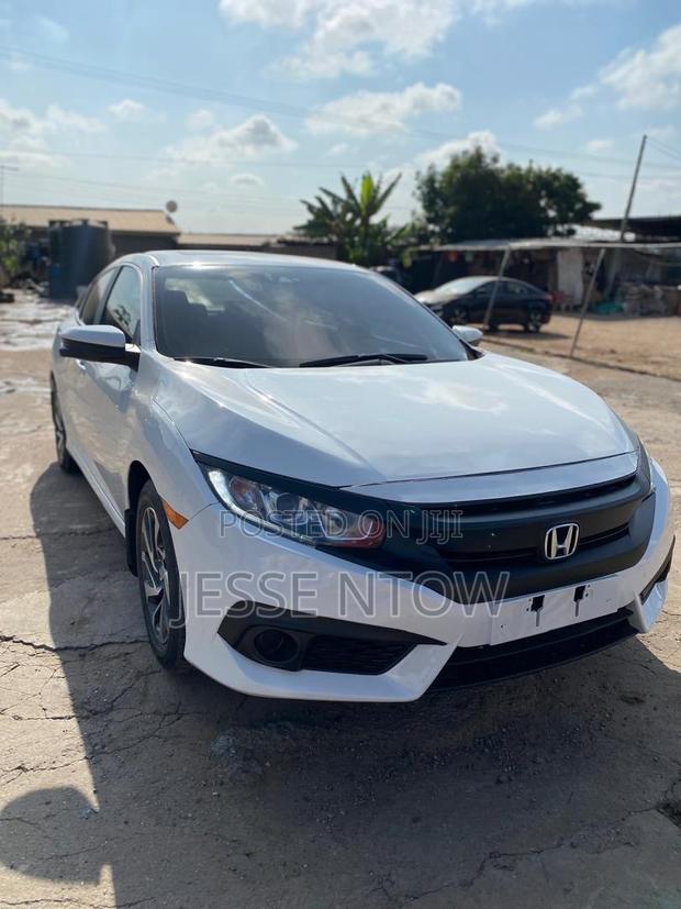 Honda Civic 2017 White
