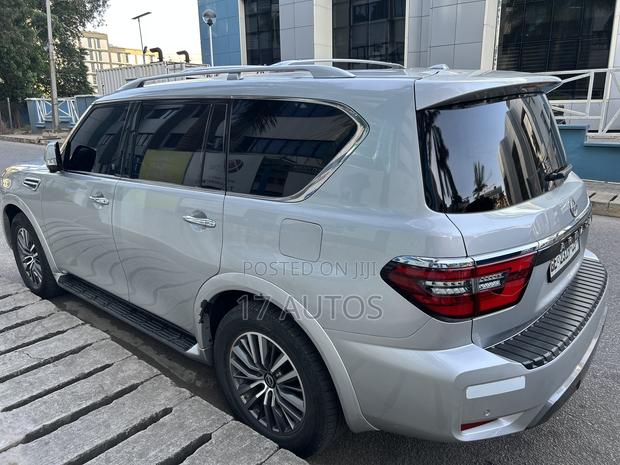 Nissan Armada SL 2023 Silver