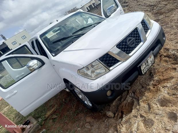 Nissan Navara 2014 White