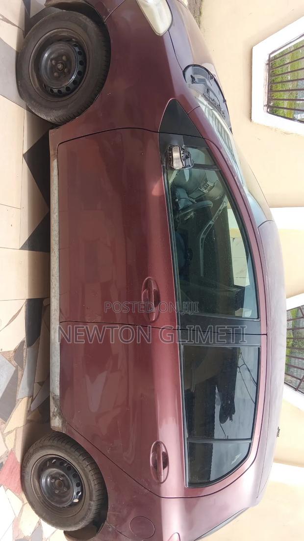 Toyota Vitz 1.3 AWD 3dr 2010