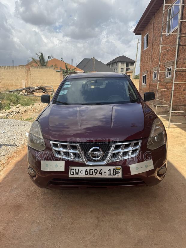 Nissan Rogue SV 2011 Red