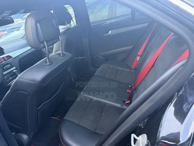 Mercedes-Benz C300 Sport 4Matic Sedan AWD (3.5L 6cyl 7A) 2014 Black