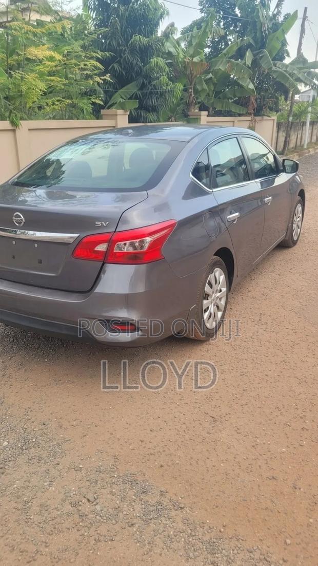 Nissan Sentra SV 2016 Gray