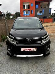 Toyota Voxy SV Premium 2014 Black for sale