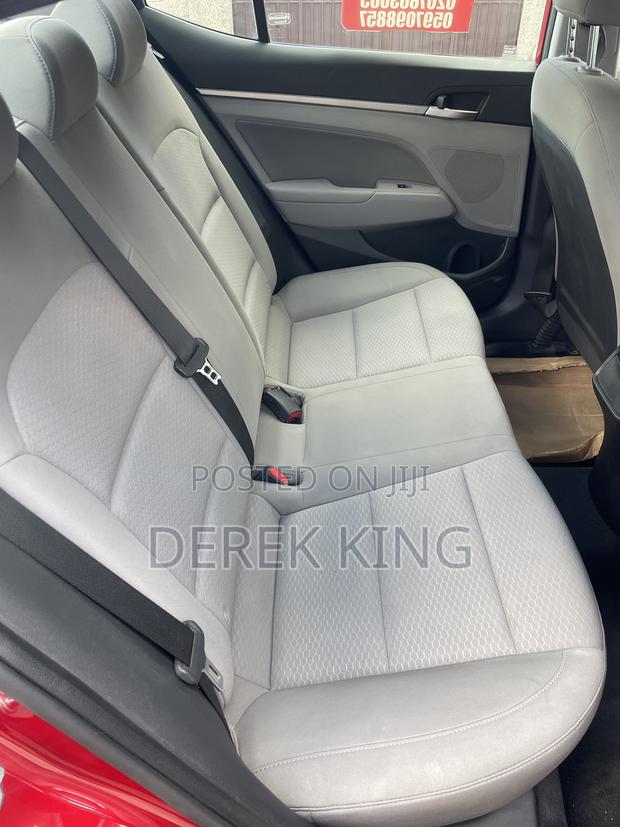 Hyundai Elantra 2020 Red