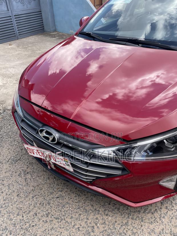 Hyundai Elantra 2020 Red