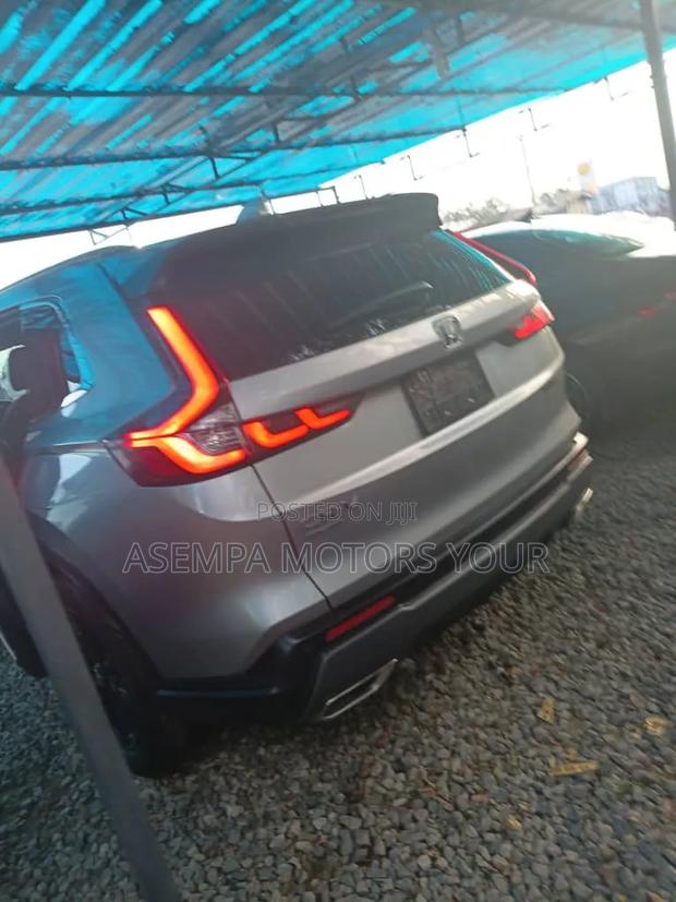Honda CR-V 2025 Silver