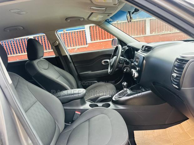 Kia Soul 4dr Wagon (1.6L 4cyl 6A) 2015 Gray