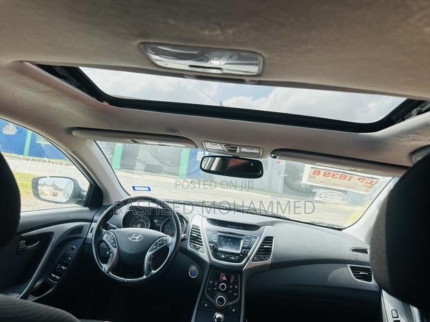 Hyundai Elantra Limited 4dr Sedan (1.8L 4cyl 6A) 2015 Silver