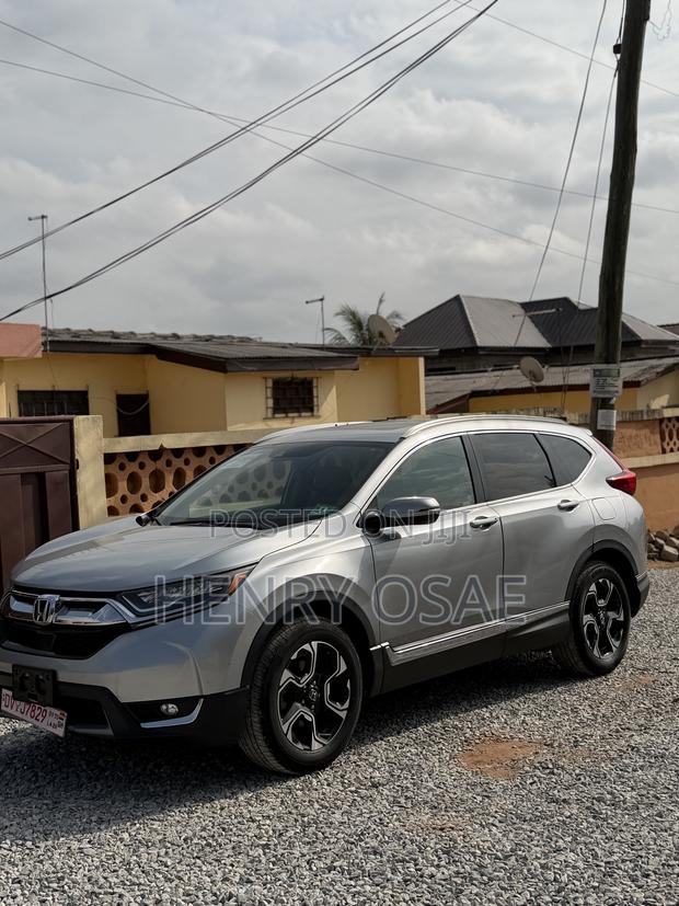Honda CR-V Touring AWD 2018 Gray