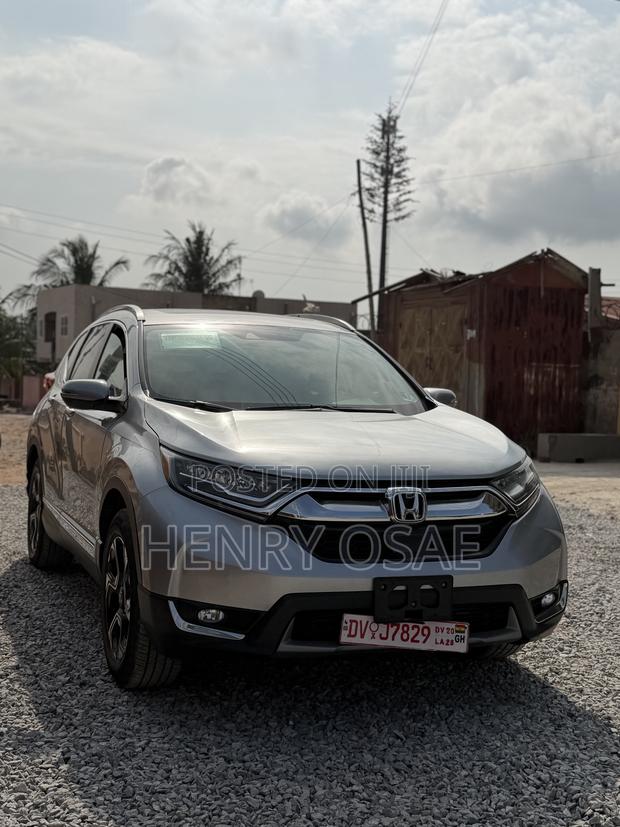 Honda CR-V Touring AWD 2018 Gray