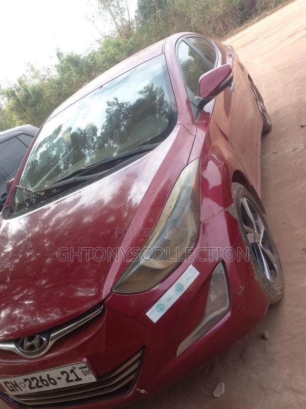 Hyundai Elantra 2014 Red