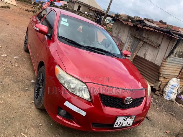 Toyota Corolla 2010 Red