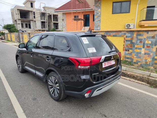 Mitsubishi Outlander SE AWC 2019 Black