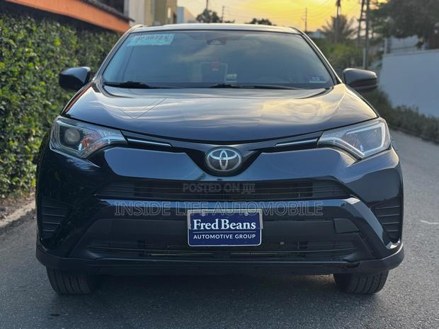 Toyota RAV4 2017 Matt Black