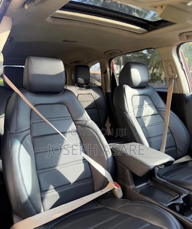 Honda CR-V Touring AWD 2018 Red