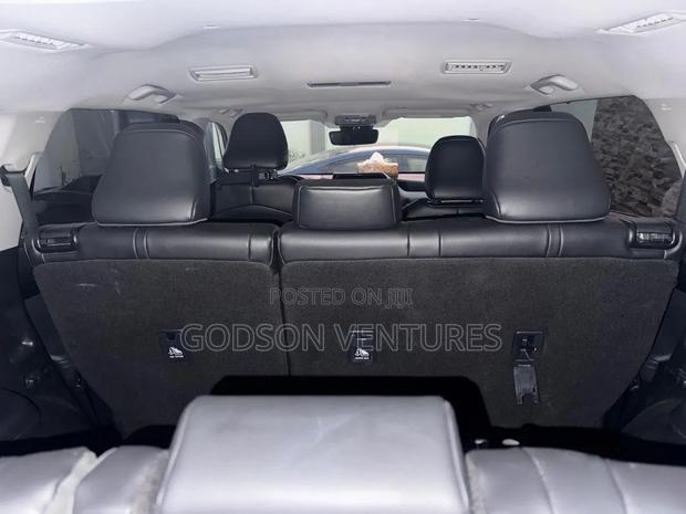 Toyota Highlander XLE AWD 2024 Pearl