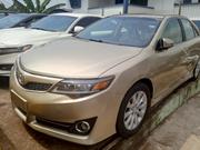 Toyota Camry SE 4dr Sedan (2.5L 4cyl 6A) 2014 Gold for sale