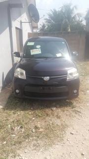 Toyota Sienta 2015 Purple for sale