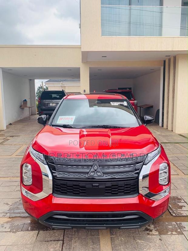 Mitsubishi Outlander Sport 2023 Red