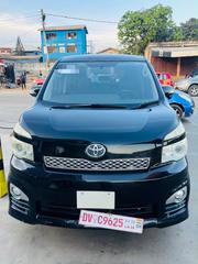 Toyota Voxy ZS Kirameki III 4WD 8-Seater 2012 Black for sale