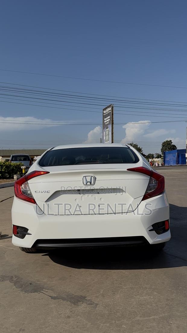Honda Civic EX Sedan 2019 White