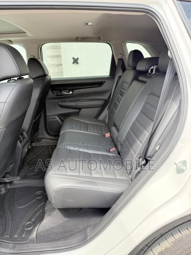 Honda CR-V 2024 White