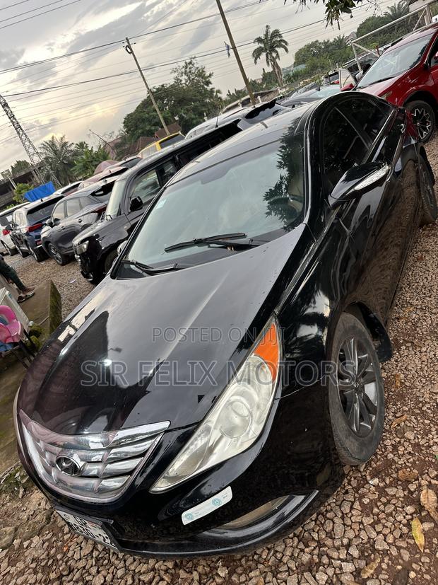 Hyundai Sonata Limited Sedan FWD (2.4L 4cyl 6A) 2013 Black