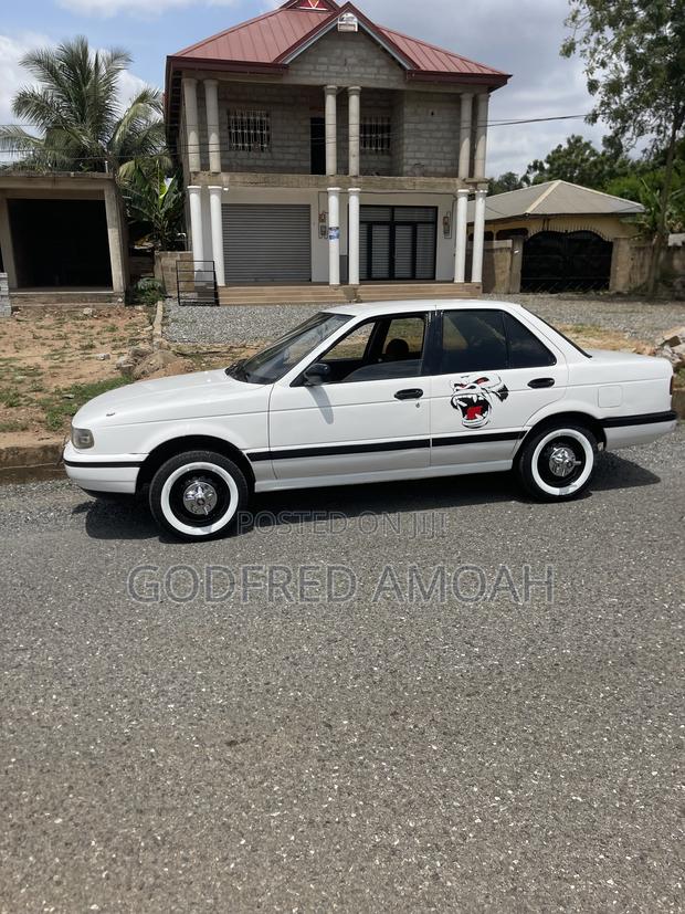 Nissan Sunny B13 Sedan 1.8 1991 White
