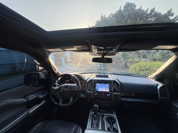 Ford F-150 2019 Silver