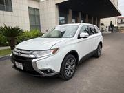 Mitsubishi Outlander SEL FWD 2019 White for sale