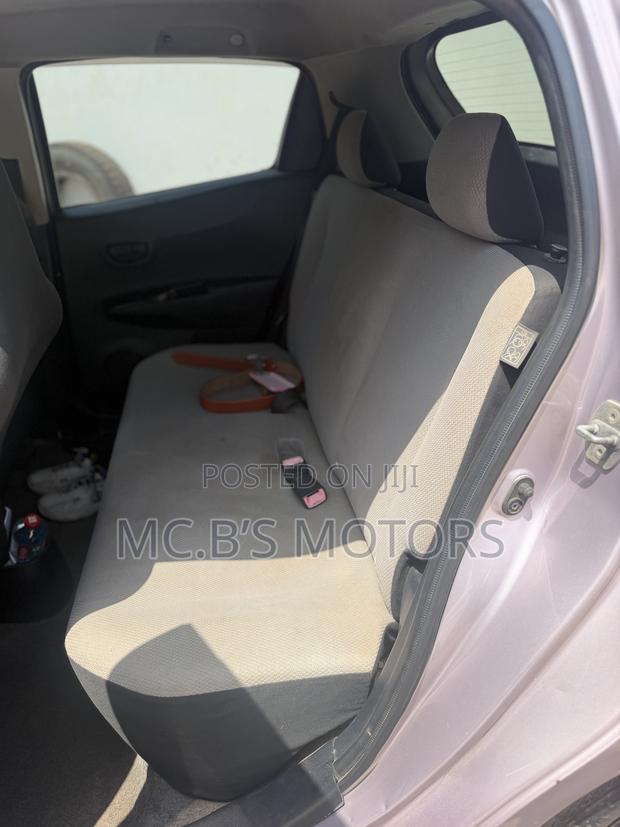 Toyota Vitz 2012 Silver