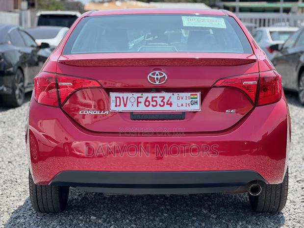 Toyota Corolla SE (1.8L 4cyl 2A) 2019 Red