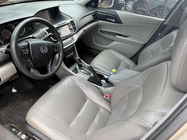 Honda Accord 2016 Gold