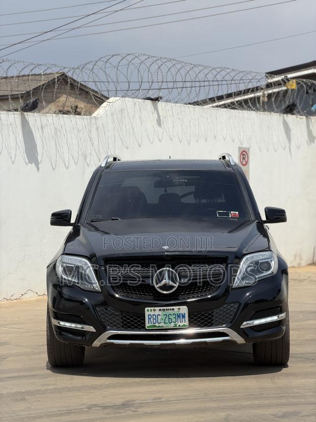 Mercedes-Benz GLK-Class 2014 Black