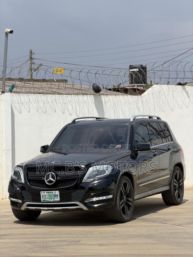 Mercedes-Benz GLK-Class 2014 Black