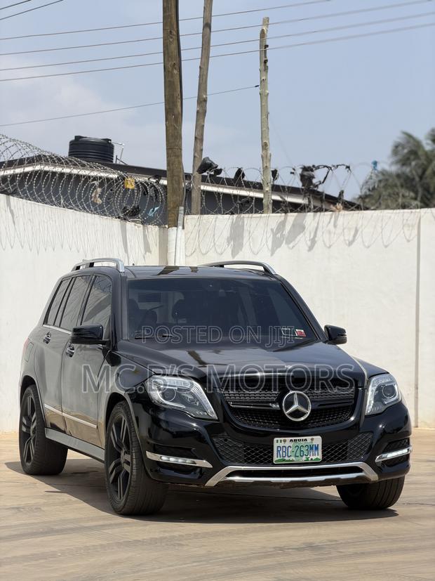 Mercedes-Benz GLK-Class 2014 Black