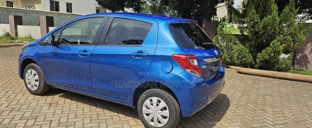 Toyota Vitz 2015 Blue