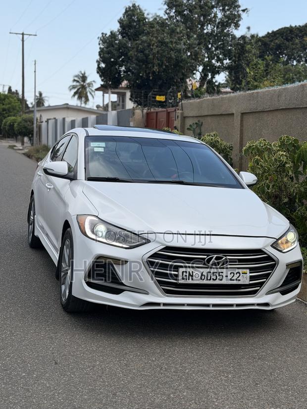Hyundai Elantra Sport 2018 White