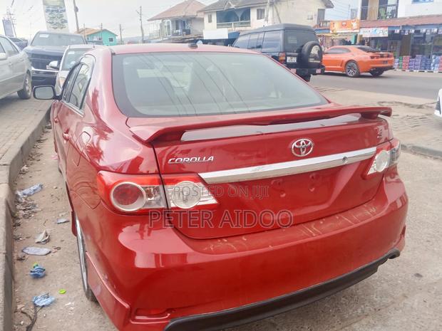 Toyota Corolla 2013 Red