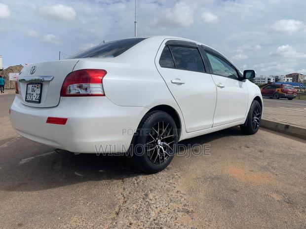 Toyota Belta 2010 White