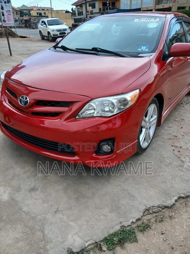 Toyota Corolla 2013 Red