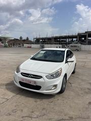 Hyundai Accent SE Sedan 2016 White for sale