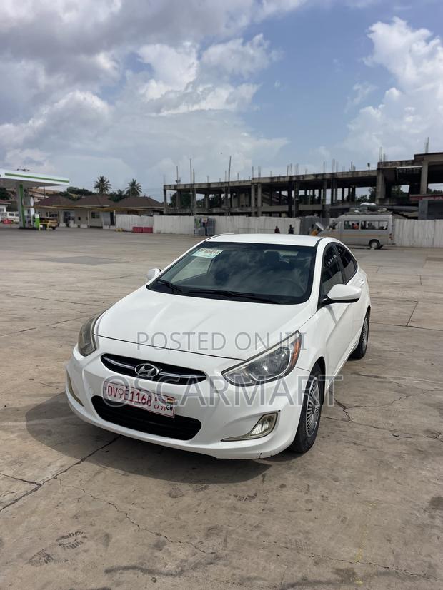 Hyundai Accent SE Sedan 2016 White