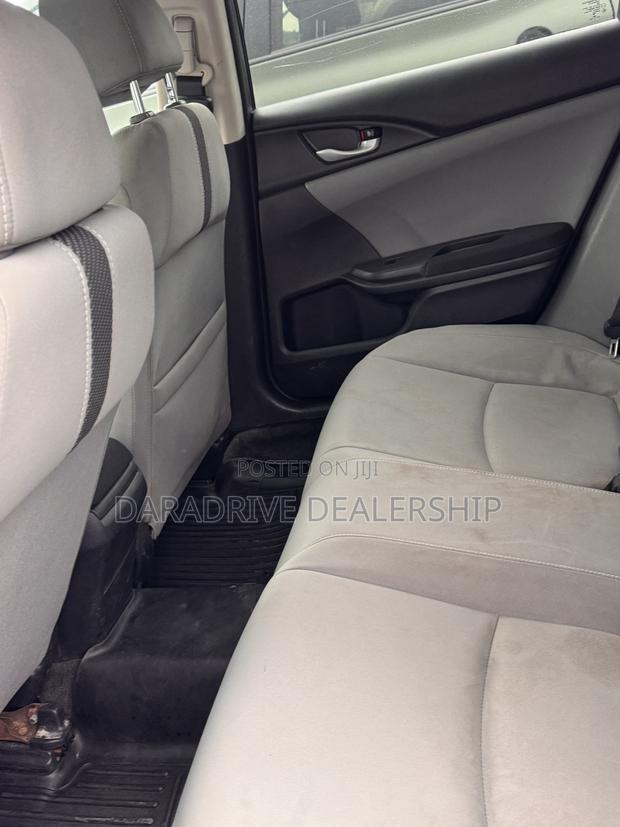 Honda Civic EX Sedan 2018 Gray